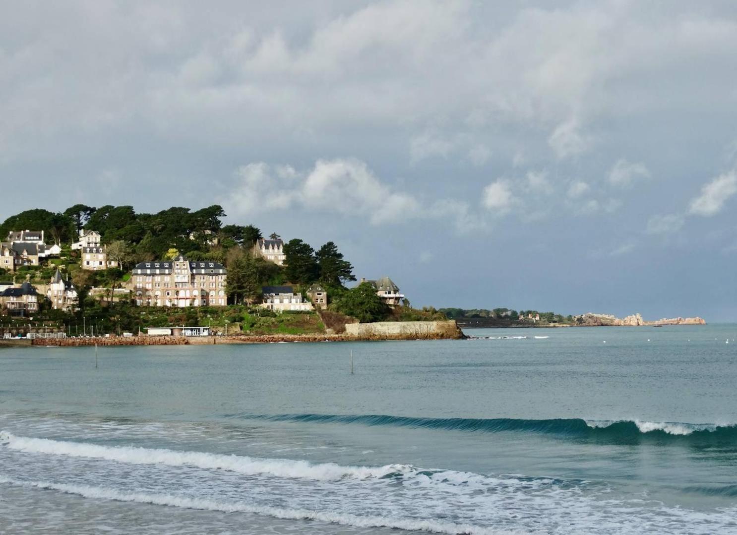 Bel Appartement neuf plage de Trestraou à PERROS-GUIREC - Ref 862 Perros-Guirec Exterior foto